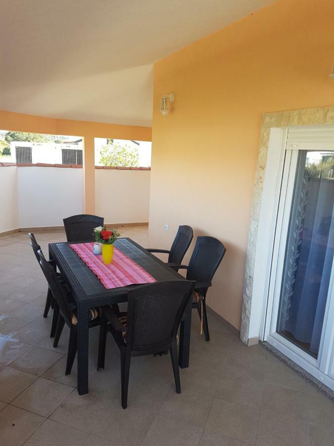 Apartmani Luca Fažana Exterior foto